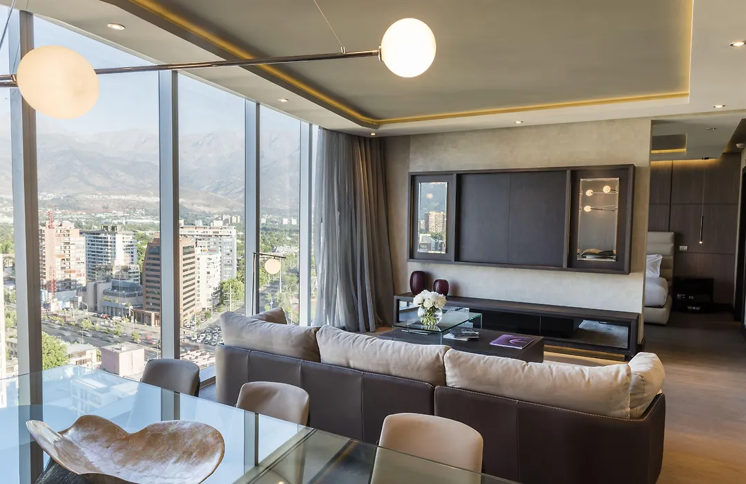 Icon Hotel-1