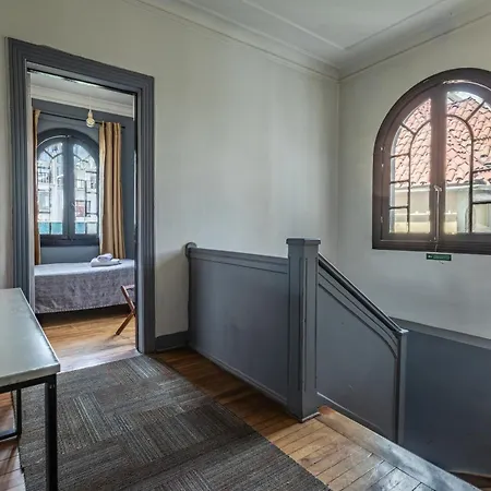 De Blasis Budget Rooms-3